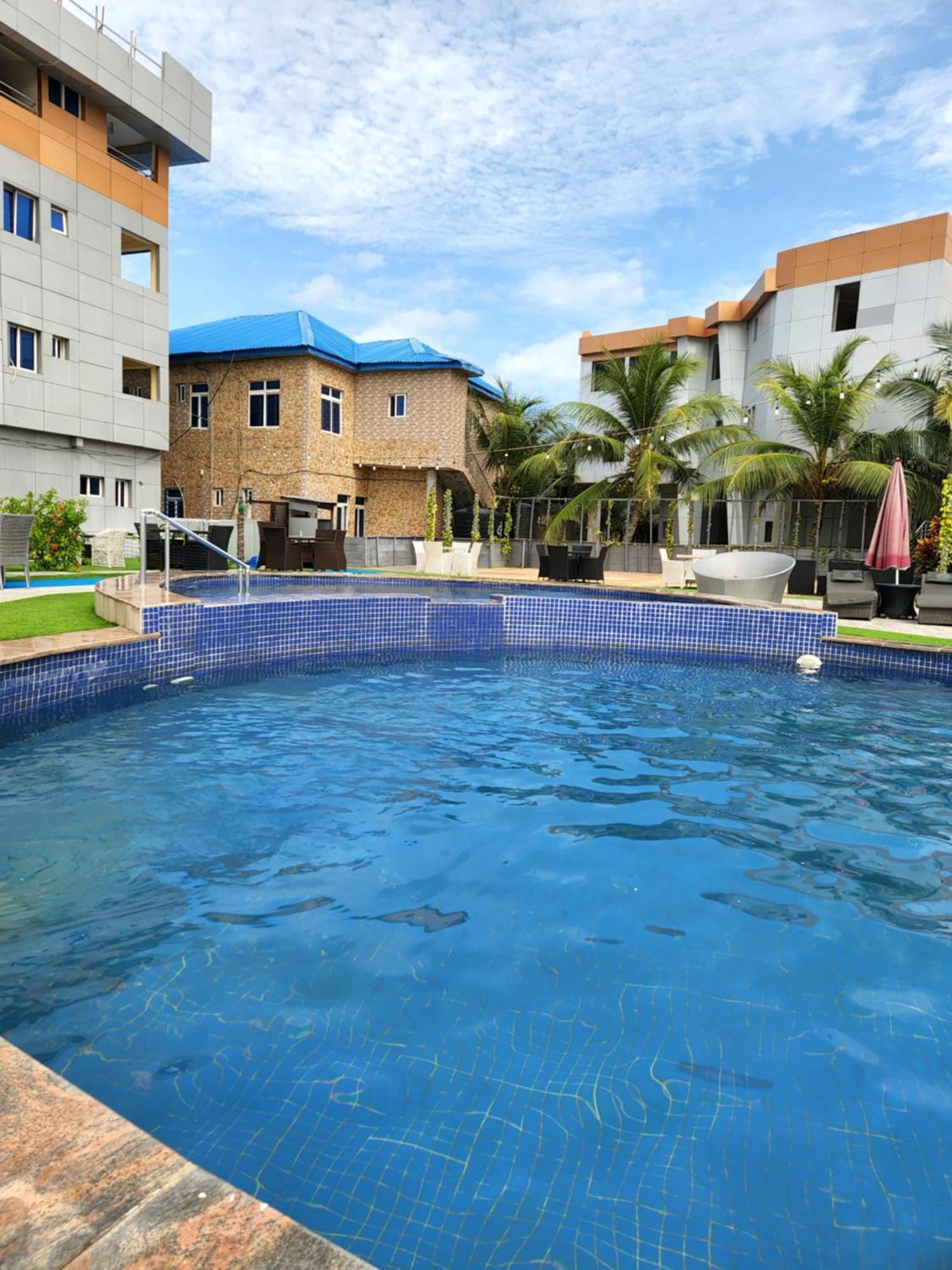 Paradise Beach Resort Лагос Екстериор снимка